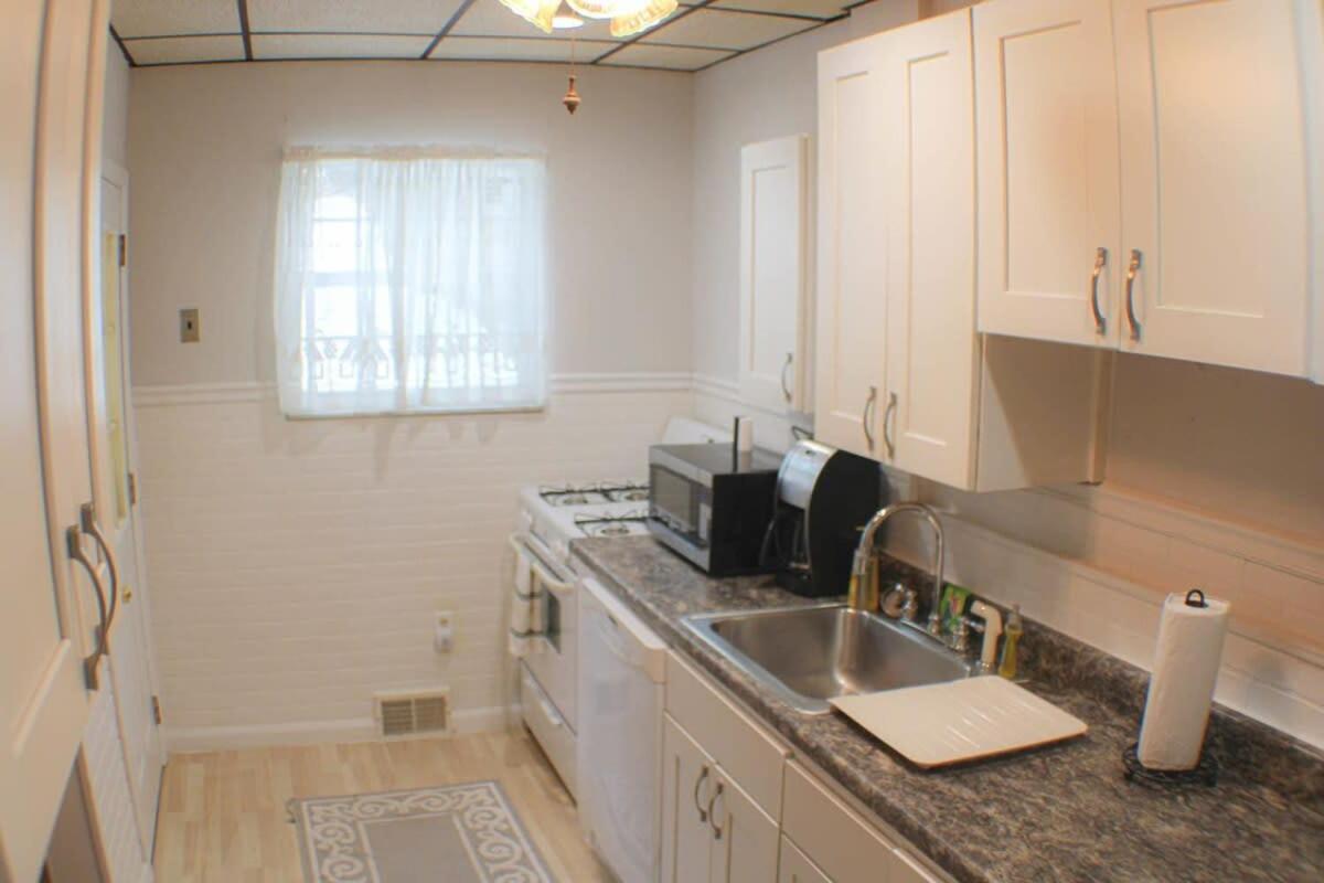 Massive 4 Bed House-Short Walk To Amazing View Leilighet Pittsburgh Eksteriør bilde